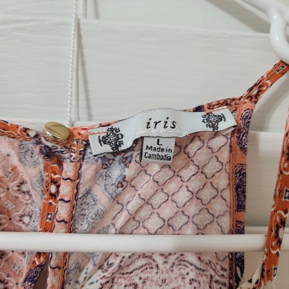 3/$12 or 5/$17⭐️Boho Crop Top - Picture 3 of 4